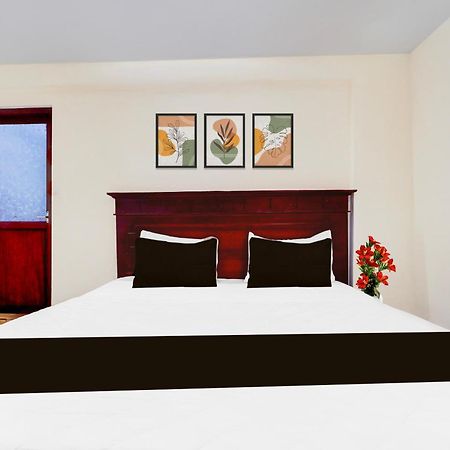 Super Hotel O Dh Road Ernakulam Kochi エクステリア 写真